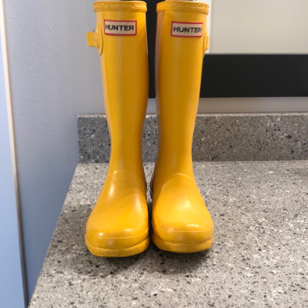 Childrens Hunter tall yellow rain boots